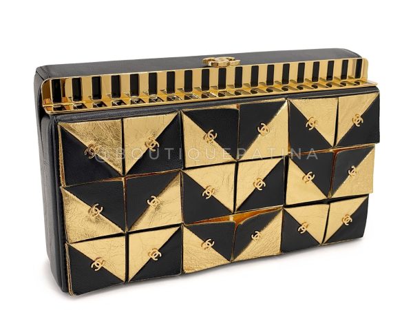 Chanel 19A Egypt Gold Black Framed Minaudière Clutch Bag GHW Paris-New York 78A Hot on Sale