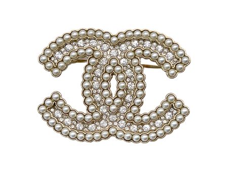 Chanel 21K Crystal Filled Pearl Framed CC Brooch Hot on Sale